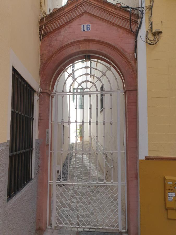 Apartamento Corral Del Rey 16 Apartment Seville Luaran gambar